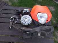 Ktm 450 sprzęgło RFS, tłoki, obudowa lampy przód, uchwyt rejestracji,