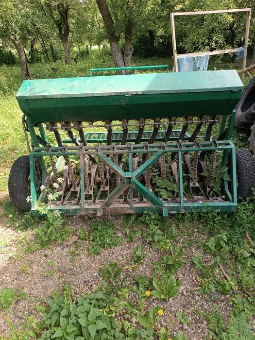 Сівалка на 11 сошників