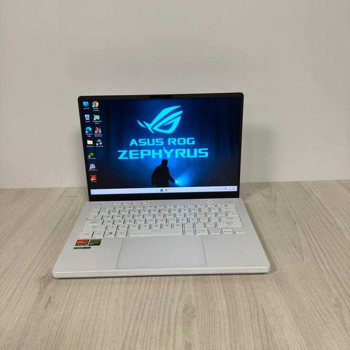 Asus ROG Zephyrus G14 2K 165Hz Ryzen 9 7940HS 32GB SSD 1TB RTX 4090