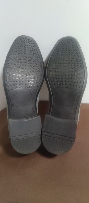 Новые кожаные мужские туфли