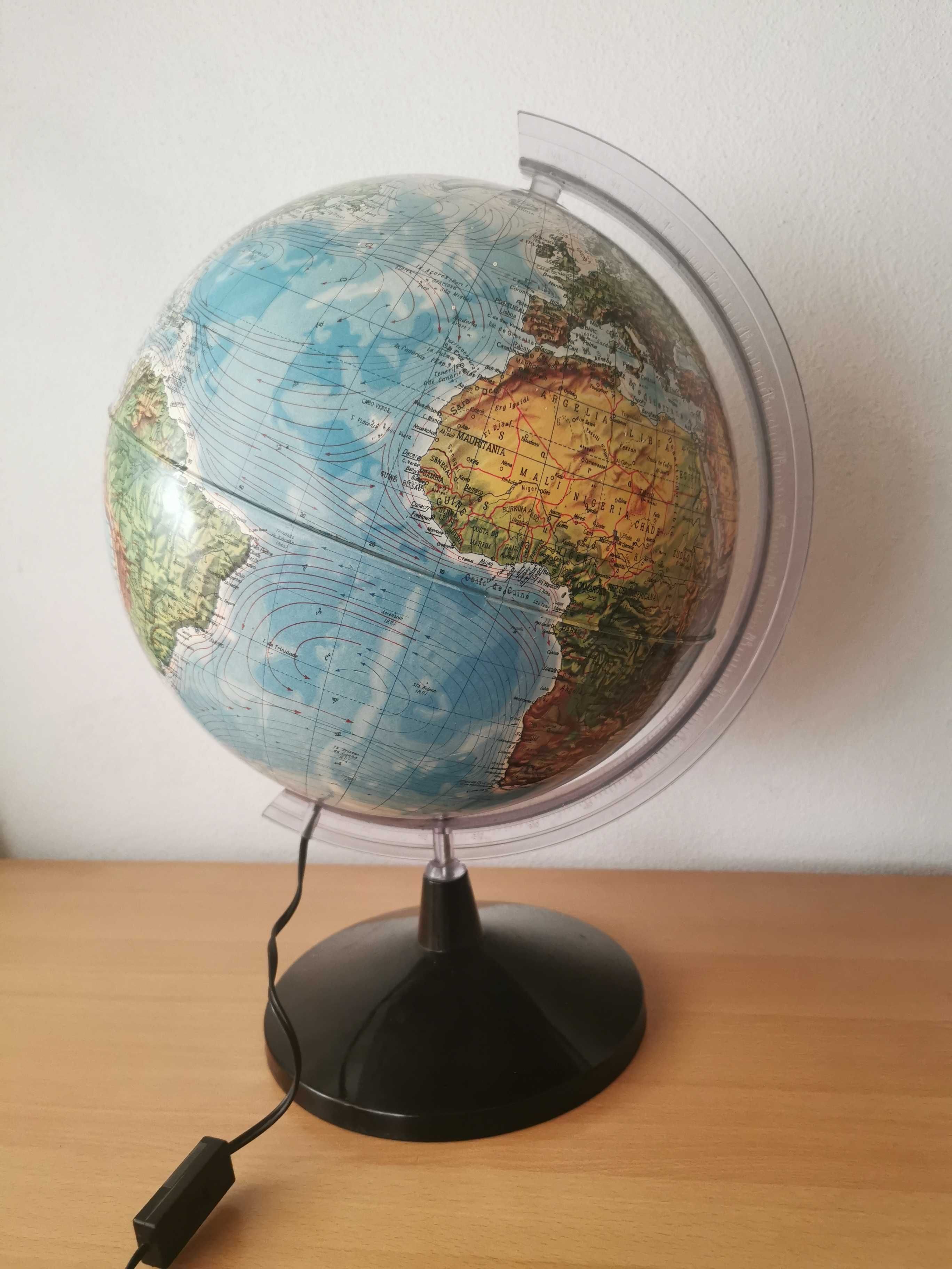 Candeeiro Globo c/Pé em acrílico preto
