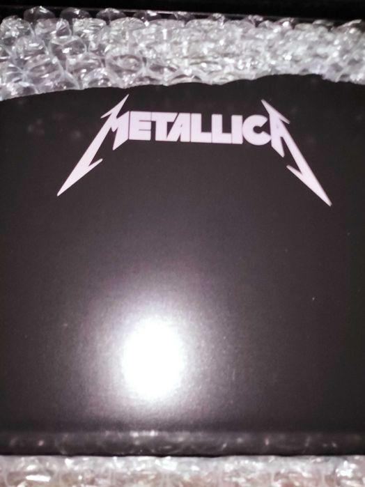 Vendo Boxset do Black Album dos Metallica com 4 x Vinis, Remasterizado