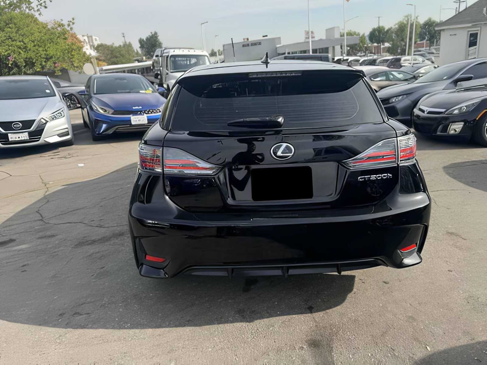 2016 Lexus     CT