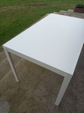 Biały stół ikea melltrop