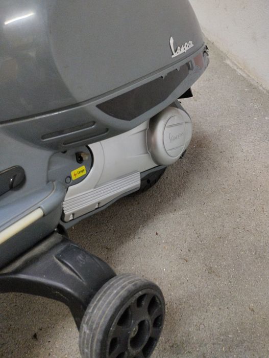 Mota Vespa a bateria