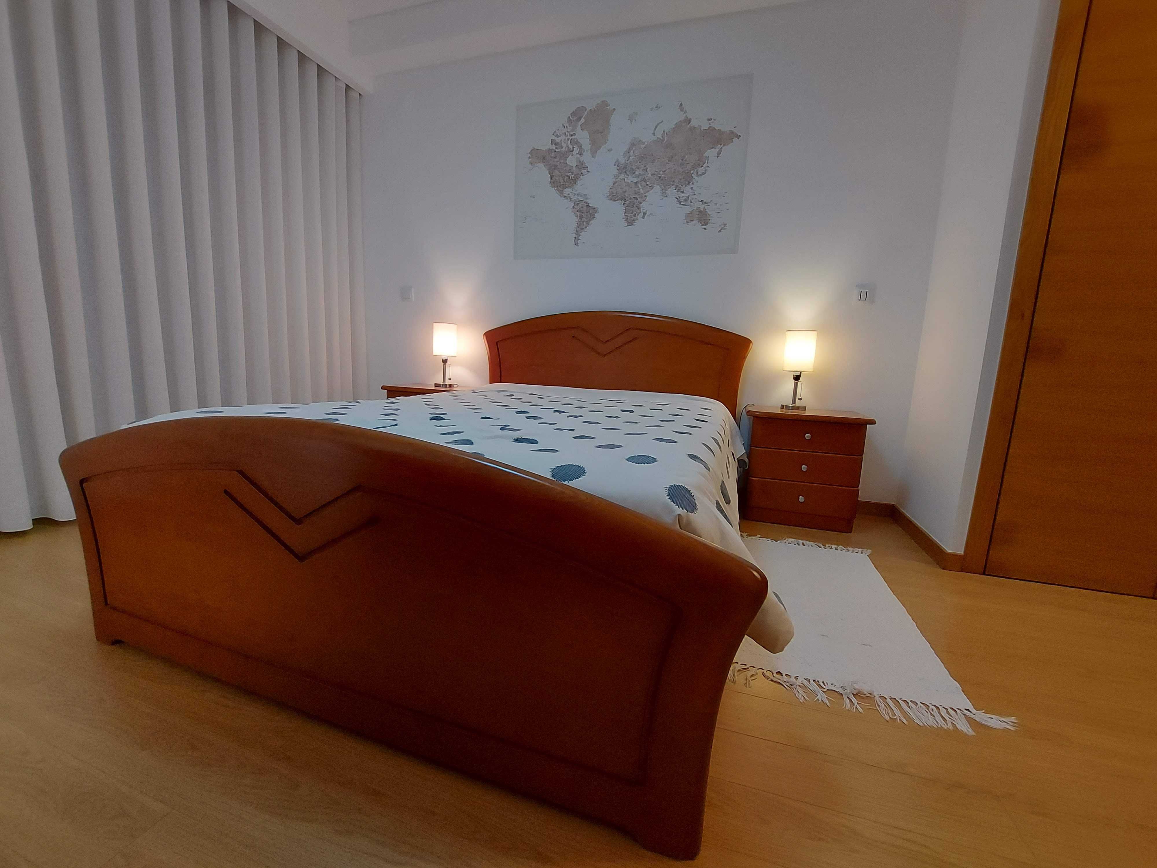 Conjunto de mobiliário de quarto