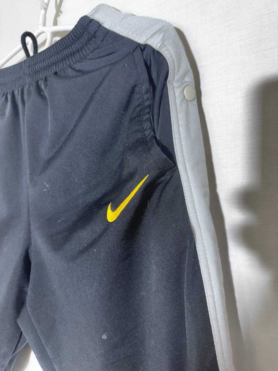 Spodnie Nike Drill Y2k Casuals Drip