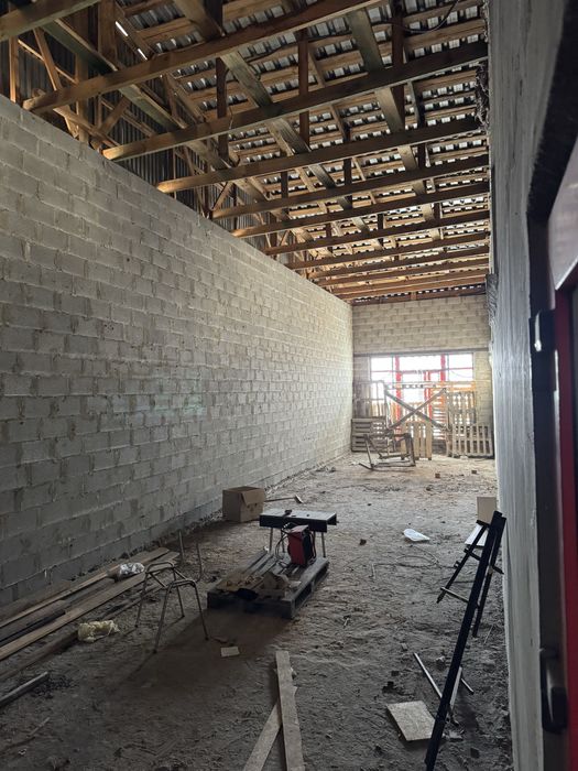 Продаж Приміщення 71 м²  вул. Ткача 4