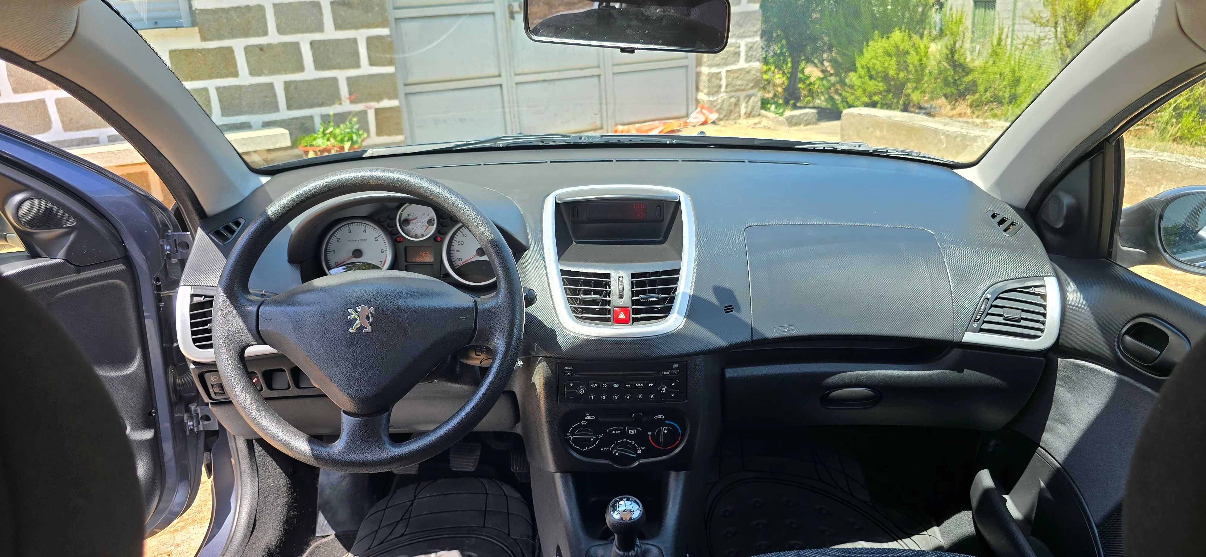 Peugeot 206+ (estimado)