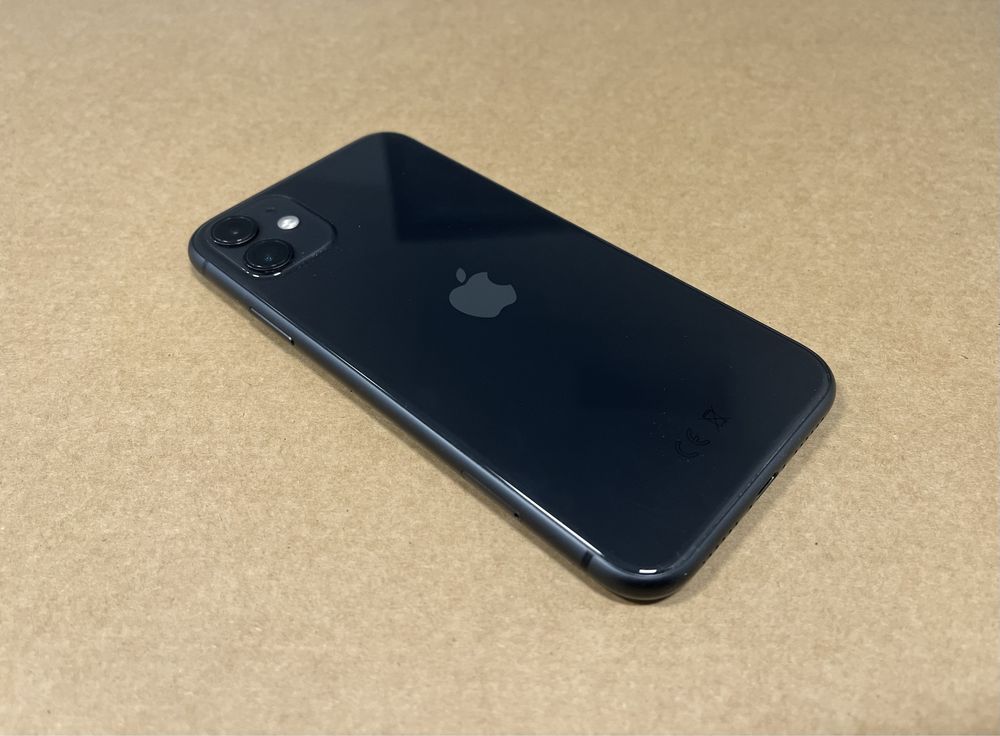 Ładny Apple iPhone 11 Zadbany Czarny Komplet Bez Blokad 64GB