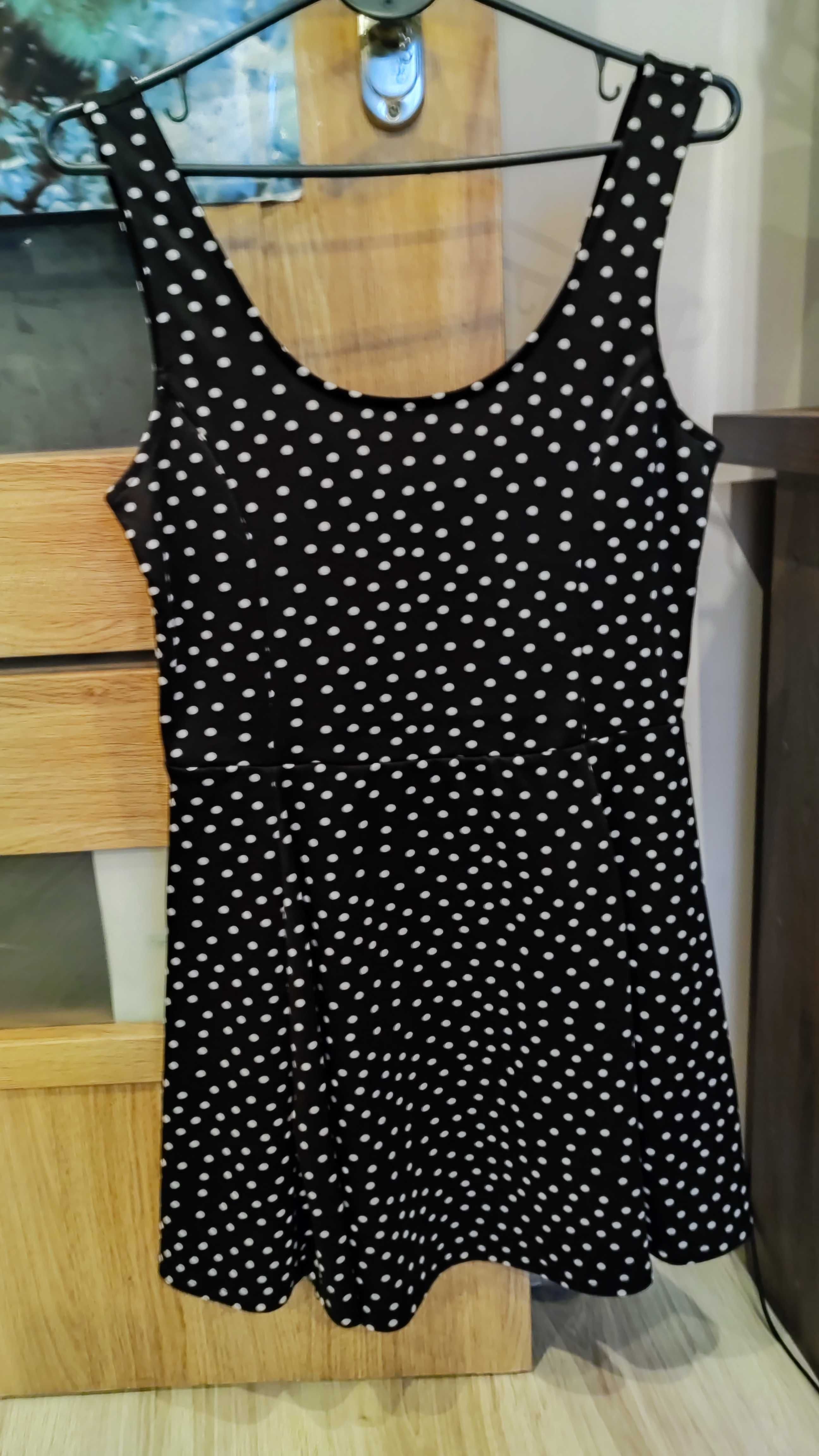 Sukienka letnia czarna w białe kropy, rozmiar M/L