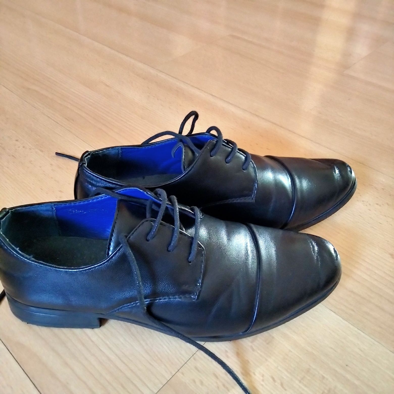 Buty 34 czarne mokasyny