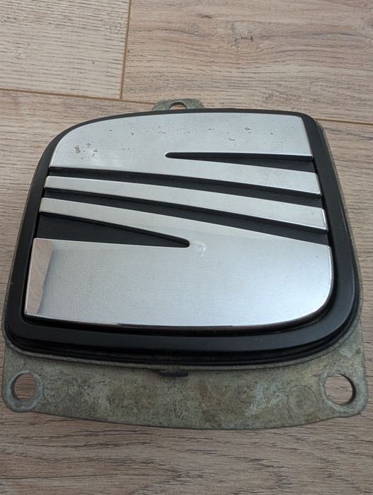 Ручка багажника Seat Leon 2