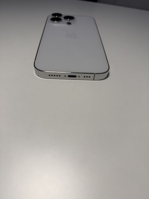 Apple iPhone 14 Pro 256GB Silver!! Sim + Esim!! 380$
