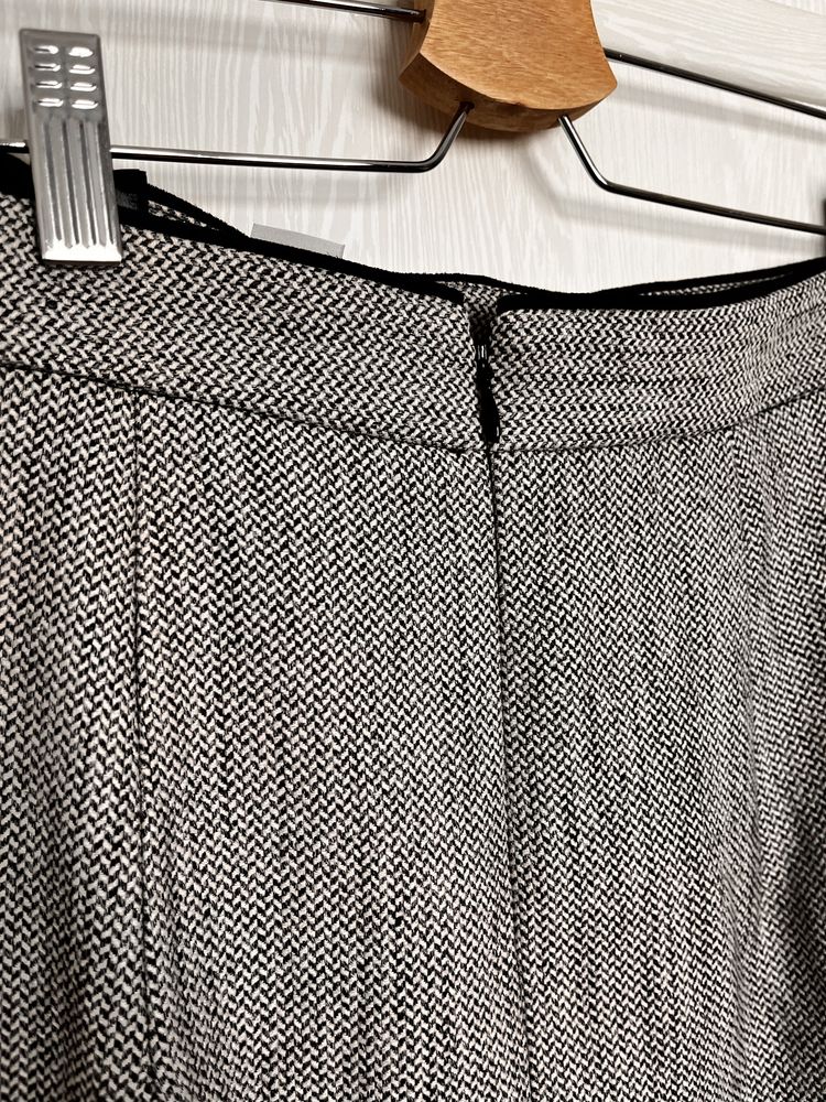 ołówkowa midi spódnica H&M w jodełkę rozmiar M (38) nowa z metką