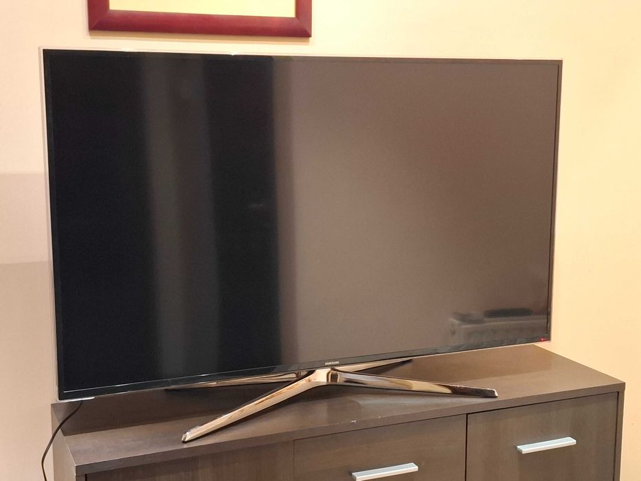 TV LED 48" Samsung UE48H6400 ; Smart TV ; Wi-Fi ; Full HD ; 3D ; Pilot