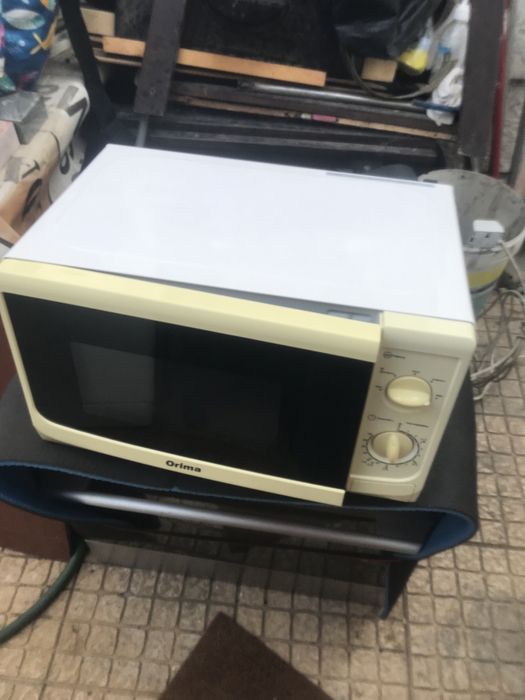 Microondas em bom estado Orima