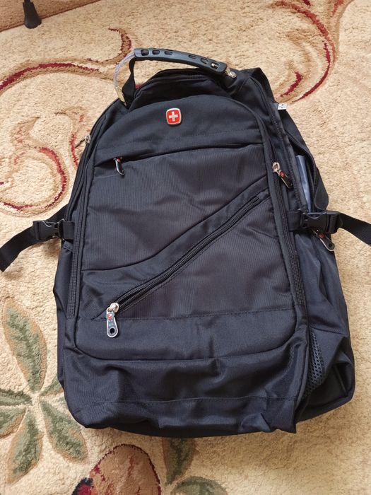 Швейцарський рюкзак
