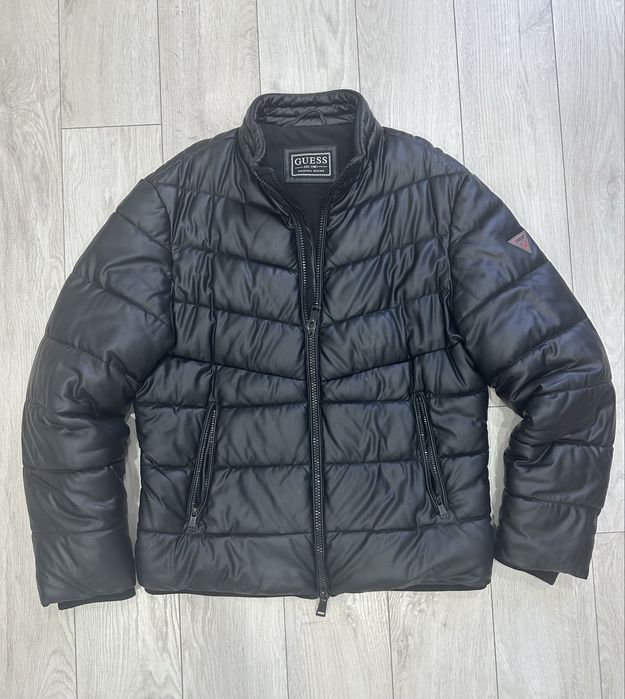 Чоловіча куртка Guess, розмір L