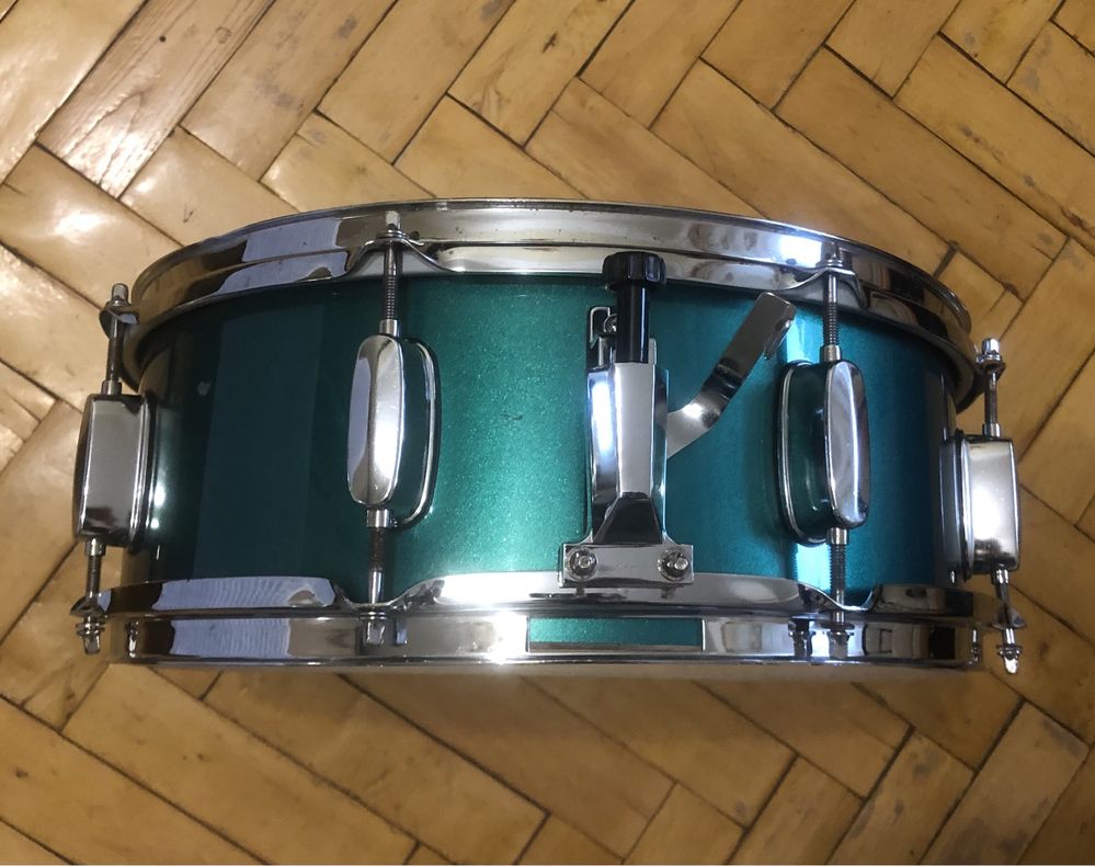 Продам деревянный малый барабан Mapex V 14x5,5”.