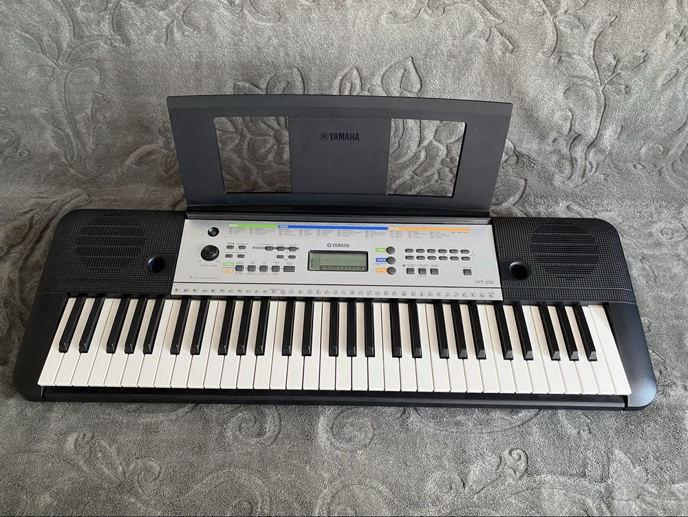 Keyboard Yamaha YPT-255
