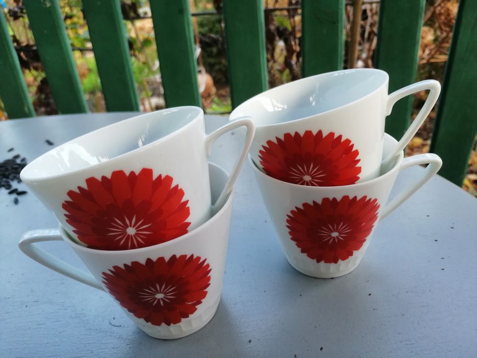 4 filiżankiz sygnatura Wawel