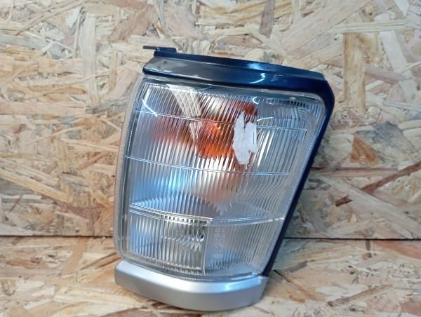 Pisca frente esquerdo TOYOTA Hilux VI Pick Up (_N14_, _N15_, _N16_, _N