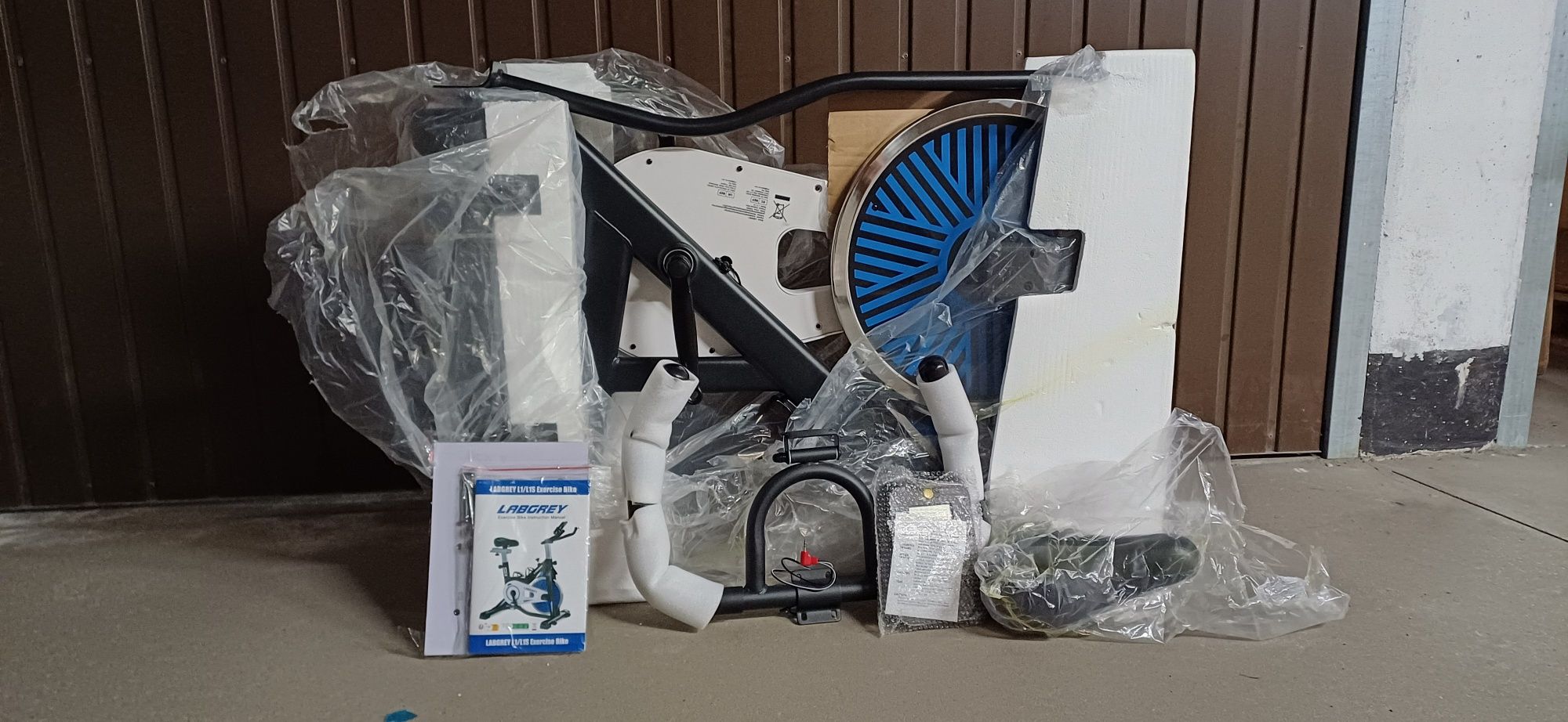 Rower treningowy Labgrey z wyświetlaczem LCD