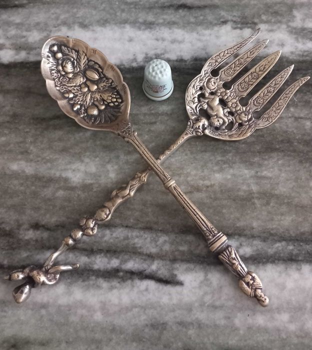 Conjunto de talheres vintage de salada dos anos 70.