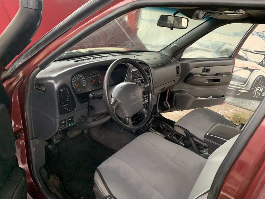 Ніссан пайтфіндер 2.5 тді