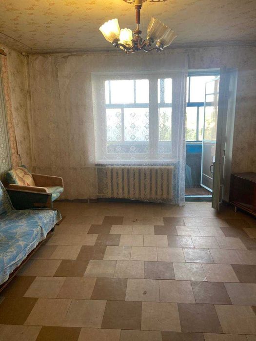 Продаж трикімнатної квартири в центрі по вул. Пушкіна