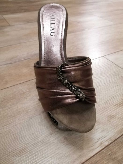 Нові жіночі босоніжки (стрип)