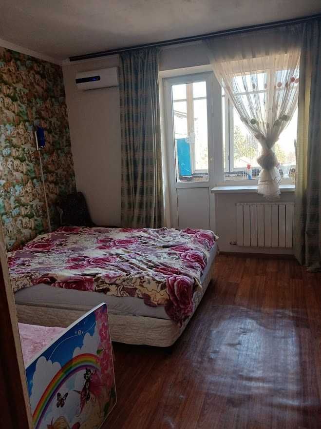Продається простора трикімнатна квартира в Боярці