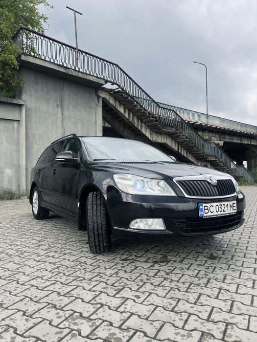 SKODA octavia 2011