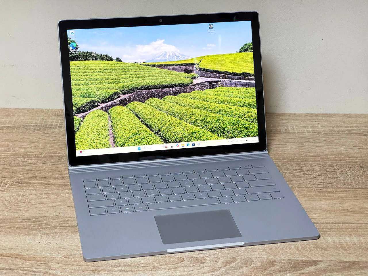Microsoft Surface Book 2 13.5" 3000*2000 8Gb+256Gb Win 11