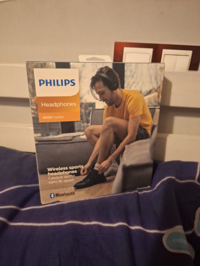 Słuchawki bezprzewodowe marki Philips 4000 series nie otwierane