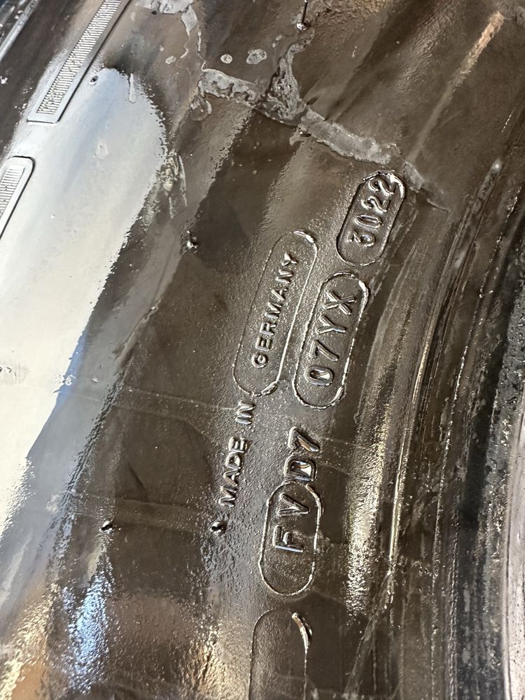 Шина 315/80 R22.5 Michelin X Multi