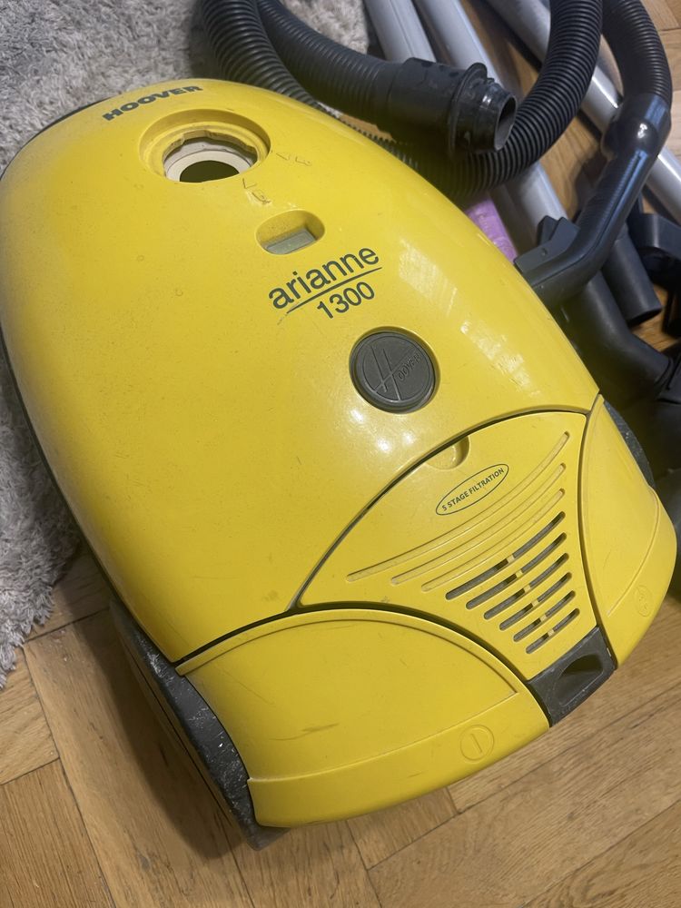 Odkurzacz Hoover Adrianne 1300