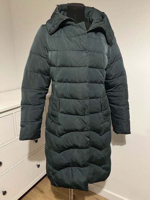 Пальто жіноче, зеленого кольюру. Зима