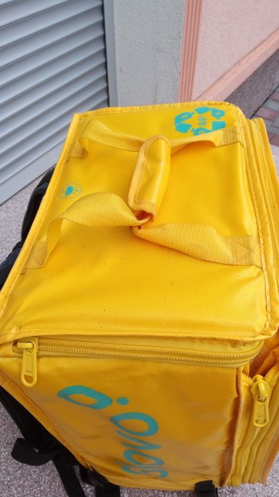 Сумка Glovo для кур'єрської доставки