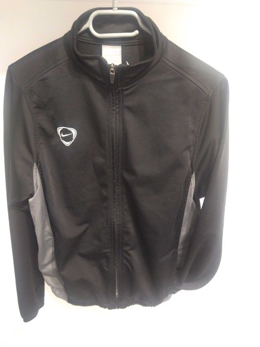 Bluza NIKE XL na 158-170 cm wiek 13/15 lat.         W1