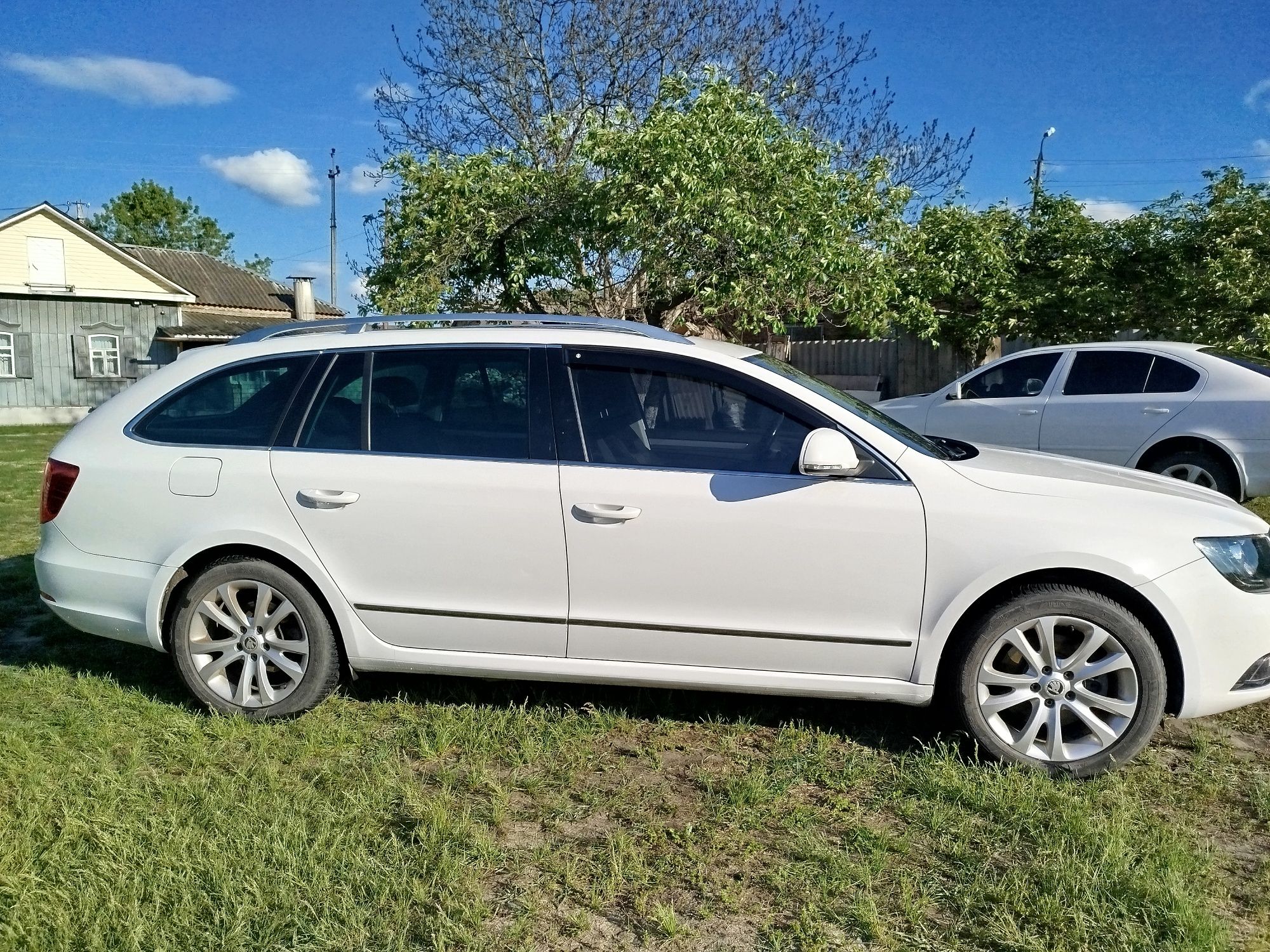 Skoda superb 2014 рік