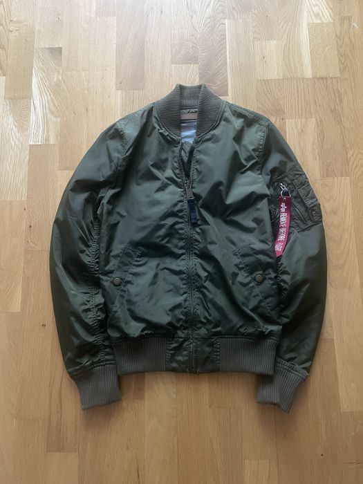 Бомбер Alpha industries куртка з лентою