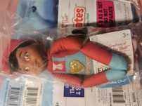 Elf on the shelf z brązowymi oczami