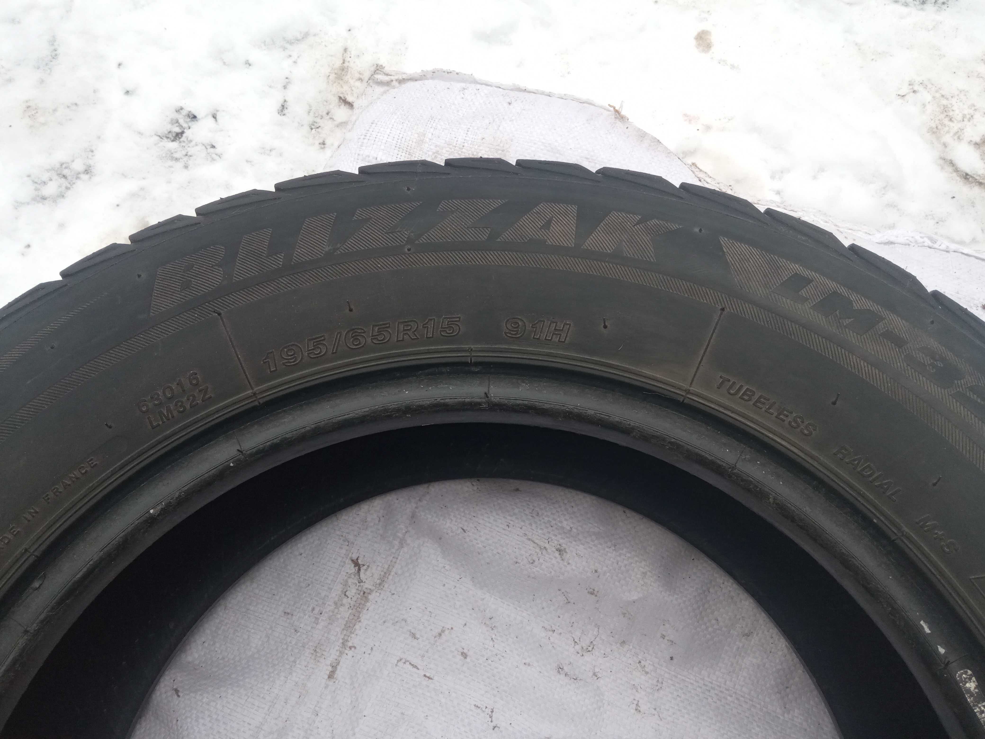 Шини 195/65 R15 Bridgestone Blizzak LM-32