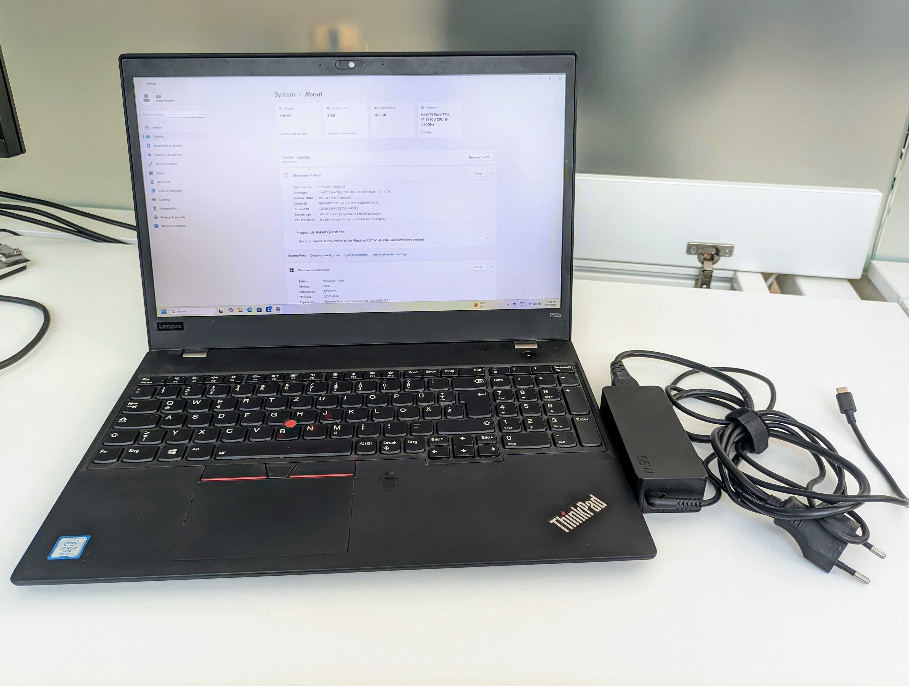 Lenovo ThinkPad P52s – i7 | 16GB RAM | SSD NVMe | Gráfica Dedicada