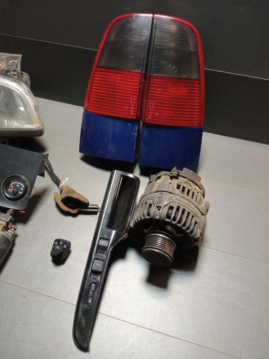 Seat Cordoba 1.9 TDI II alternator rozrusznik lampy wskaźnik ładowania