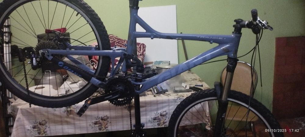 Bicicleta Giant roda 26 (negociável)