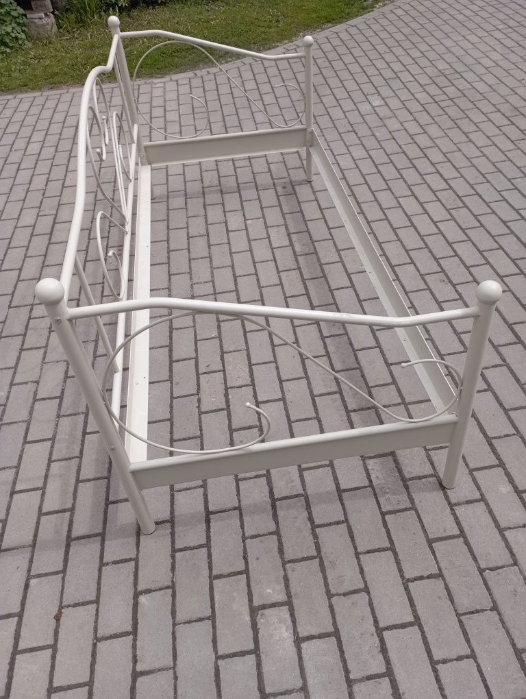 Łóżko 200X90 białe