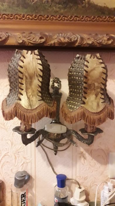 Світильник шкіряний